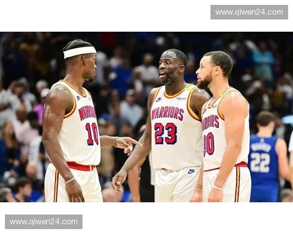 灰熊对勇士直播精彩上演巅峰对决全程解析比赛亮点与关键时刻